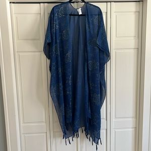 Navy floral kimono